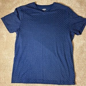 Blue patterned t-shirt